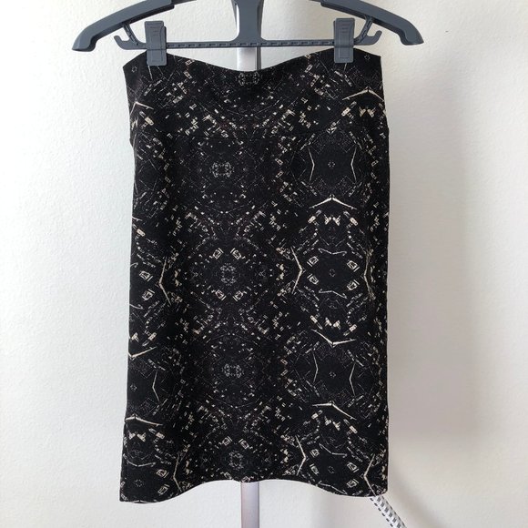 LuLaRoe Pencil Skirt With Design - Picture 1 of 5